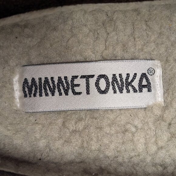 Minnetonka Casey Moccasin Slippers in Chocolate main image 9